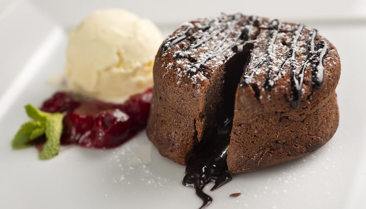 Moelleux au chocolat avec sa glace vanille