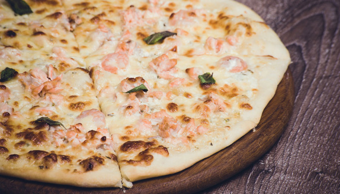 Pizza boisée crevette