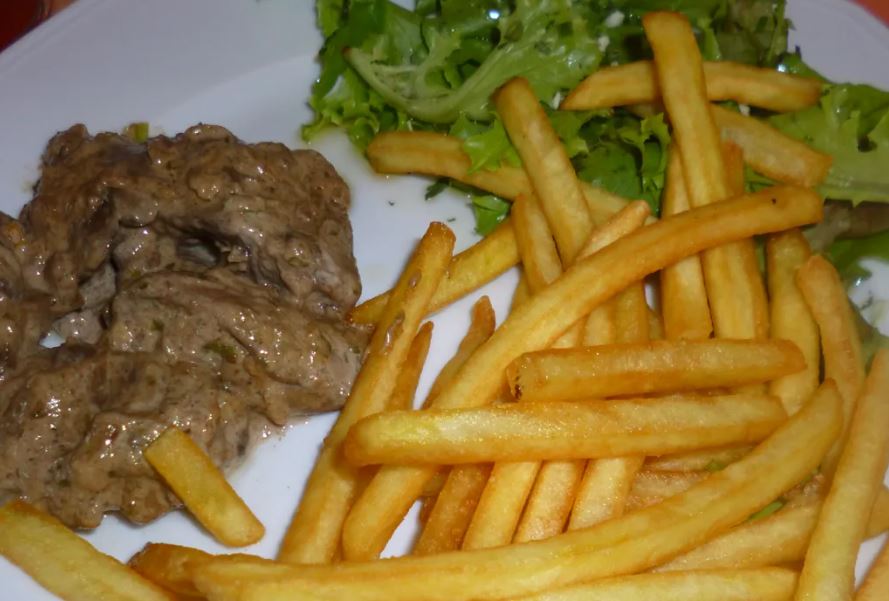 Abats riz frites salade