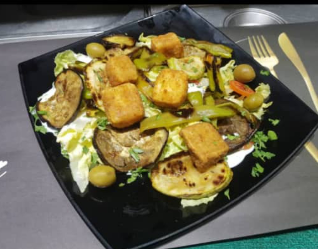 Camembert Chaud aux Légumes Grillés  