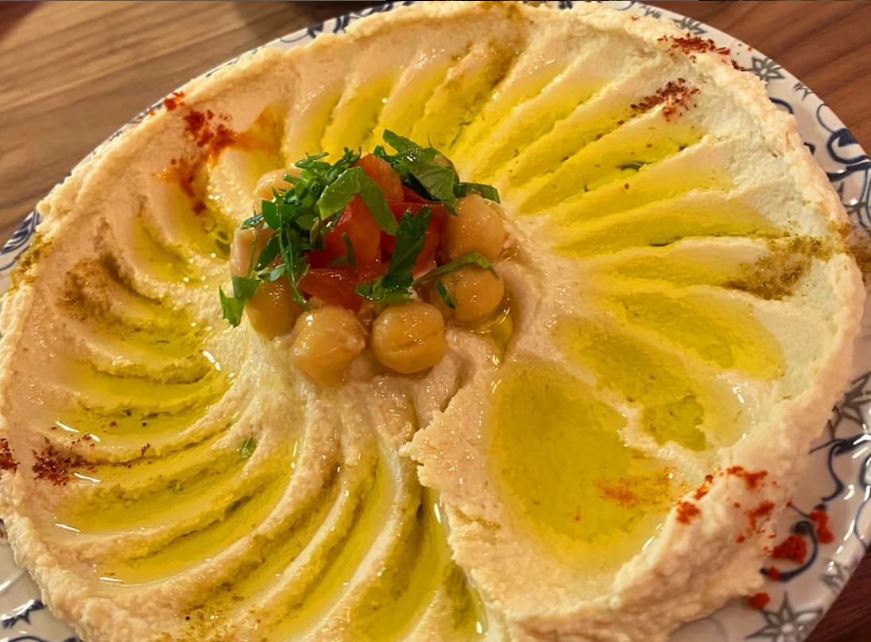 HUMUS