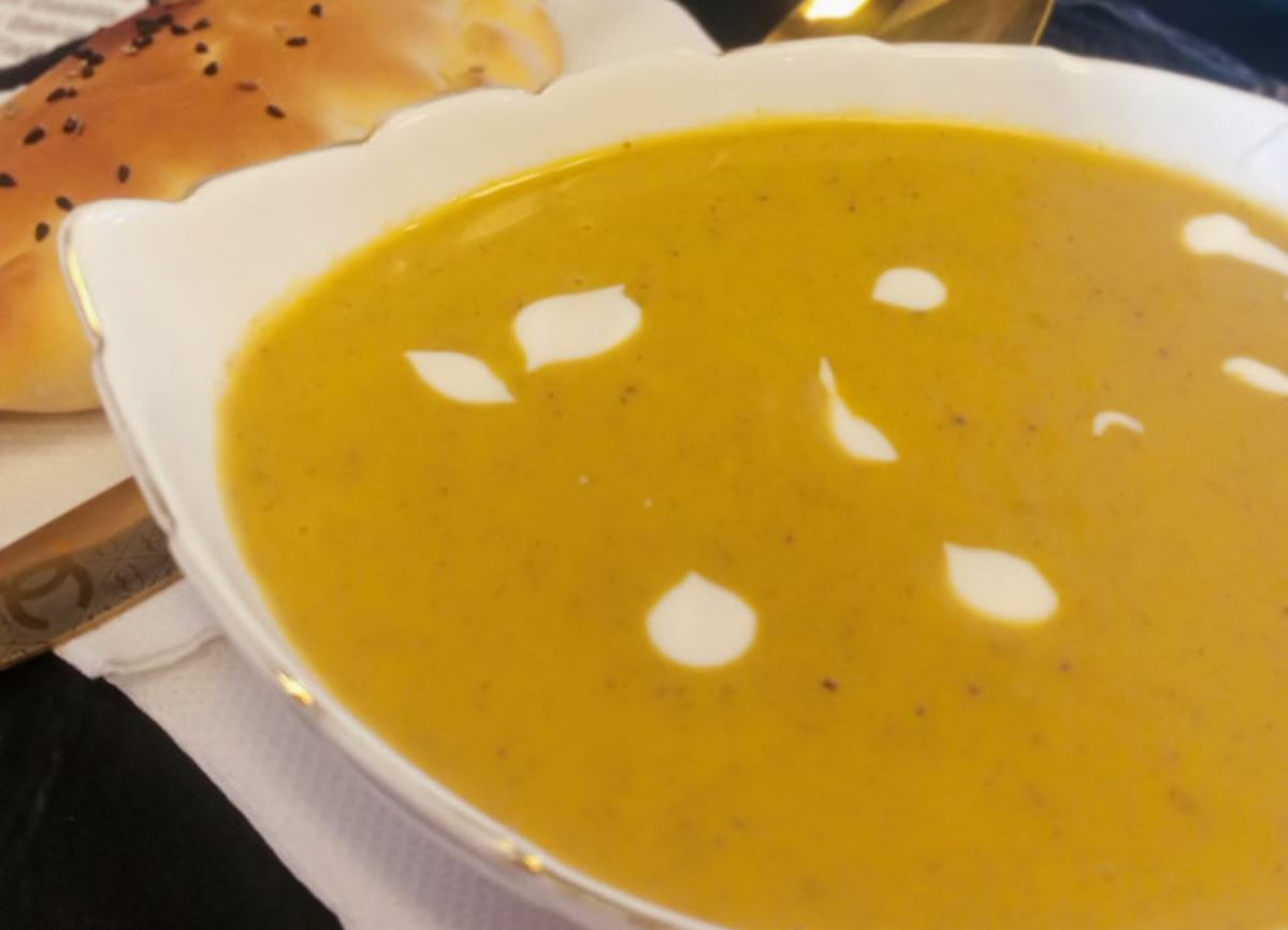 SOUPE DE LÉGUMES A L'ORANGE 