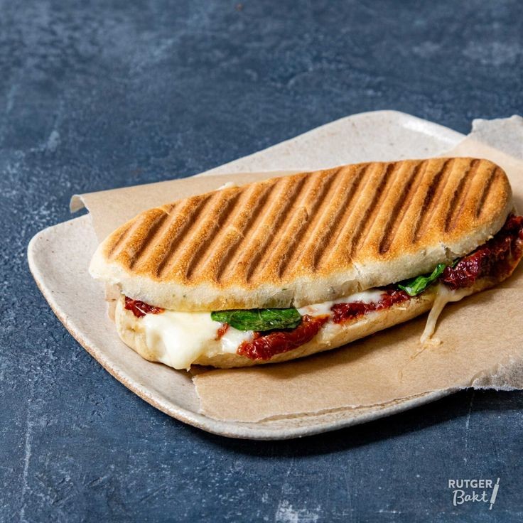 PANINI MERGUEZ 