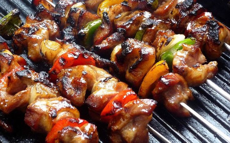 BROCHETTES DE VIANDE 