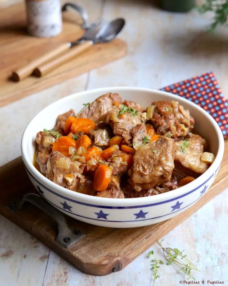 SAUTÉ DE VEAU