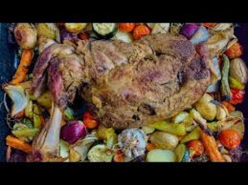 Épaule d'agneau rôtie sur commande 