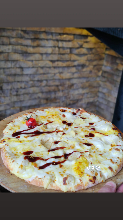Pizza 4 fromages 