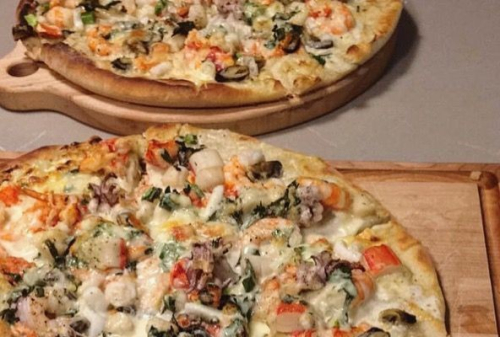 Pizza fruits de mer 