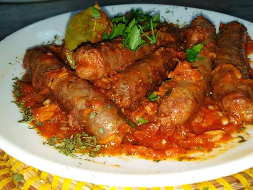 مرقاز بصلصة — Merguez en sauce