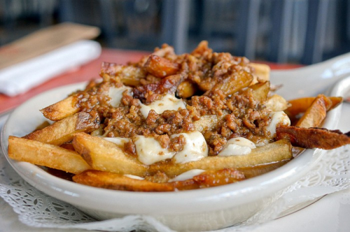 POUTINE VIANDE HACHÉE