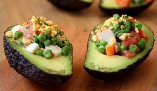 Salade macédoine avec avocat