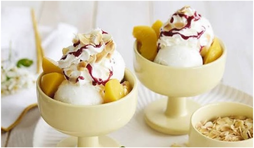 Coupe Trio (3 boules au choix + divers + chantilly)